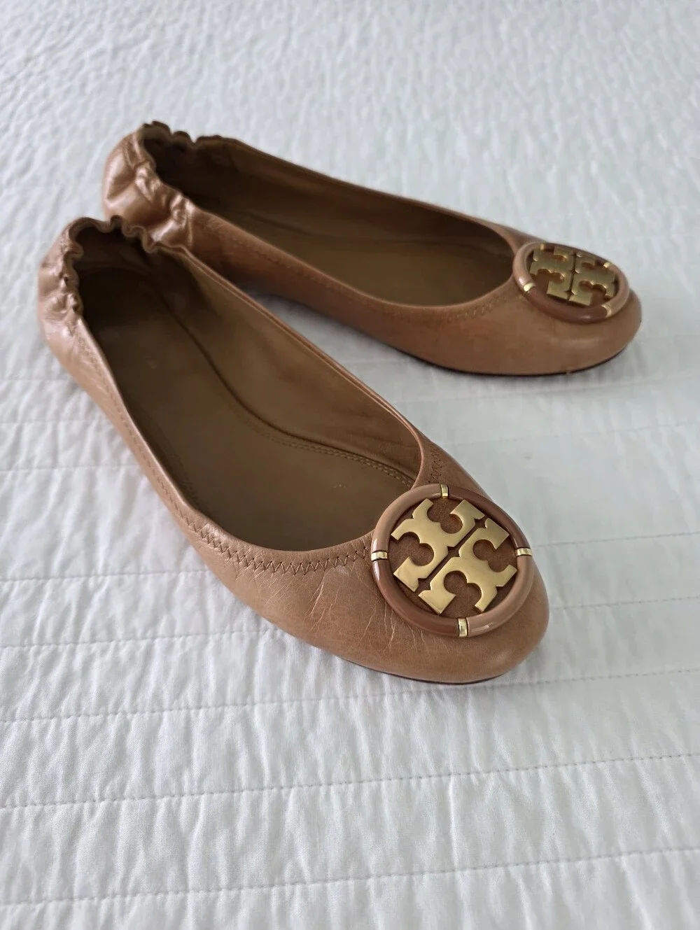 Tory Burch Multi Logo Tan Leather Reva Ballet Flats Size 9